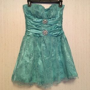 Teal Homecoming/Formal Dress 💙